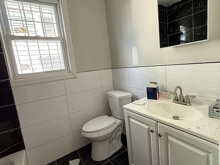 163-165 Brookdale Ave #2 — photo 5 of 5