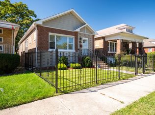 9342 S Rhodes Ave, Chicago, IL 60619