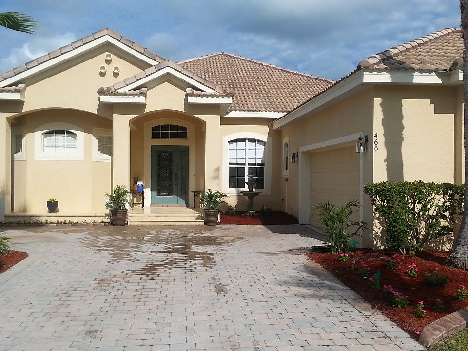 1st image of 460 Luna Bella Ln