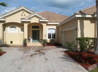 460 Luna Bella Ln, New Smyrna Beach, FL 32168