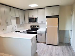 34 Visitacion Ave #4, Brisbane, CA