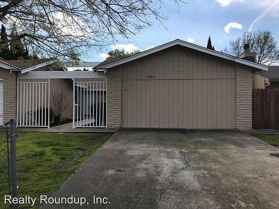 2nd image of 2648 Plantation Pl
