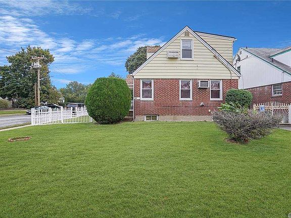 3rd image of 115-29 237th St