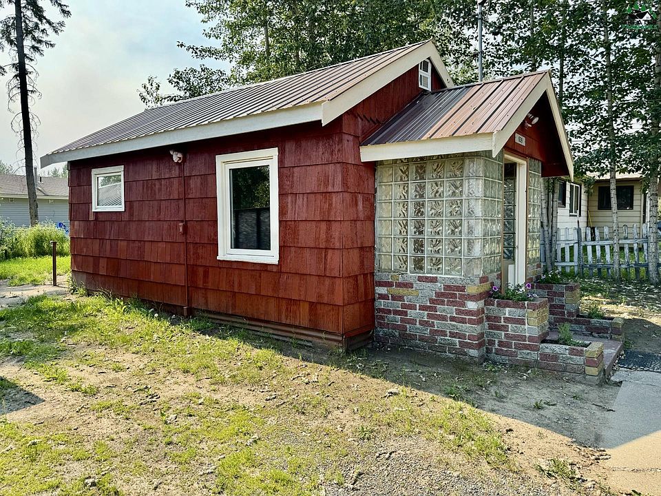1st image of 639 22nd Ave