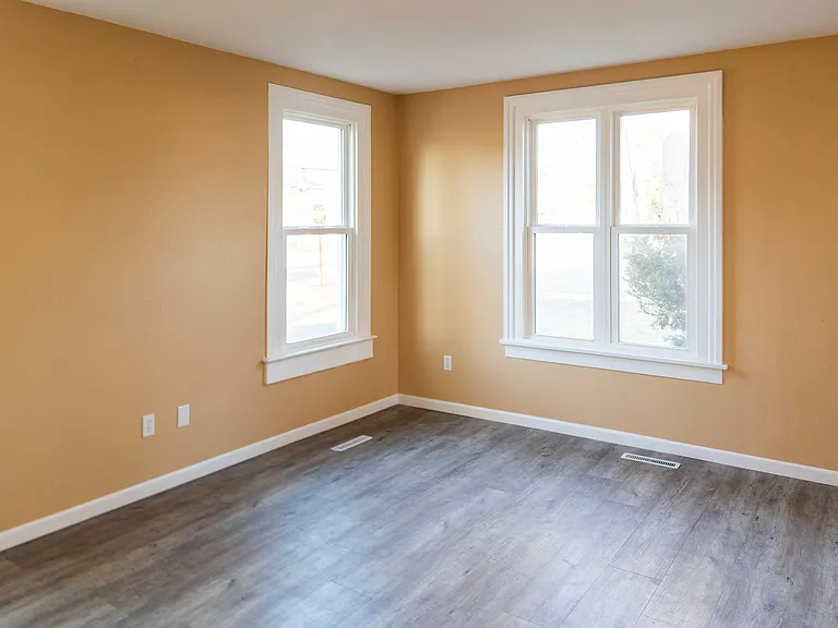 34 Budlong St #1 — Photo 13