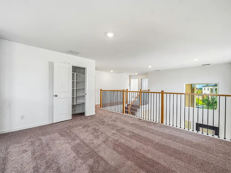 22135 Rangemore Dr — Photo 31
