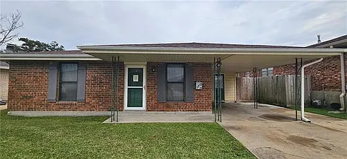 1849 Redwood Dr Photo 1