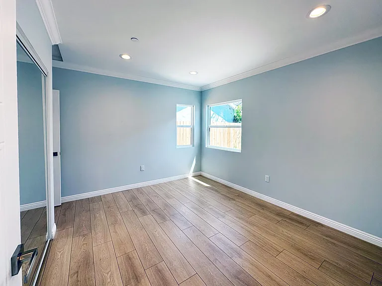 Backhouse_Bedroom