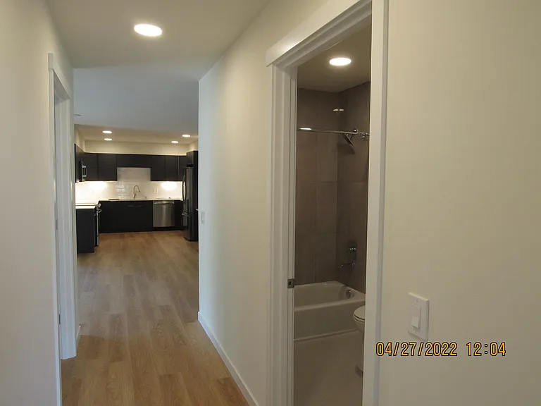 9040 NE Juanita Dr #304 — Photo 15
