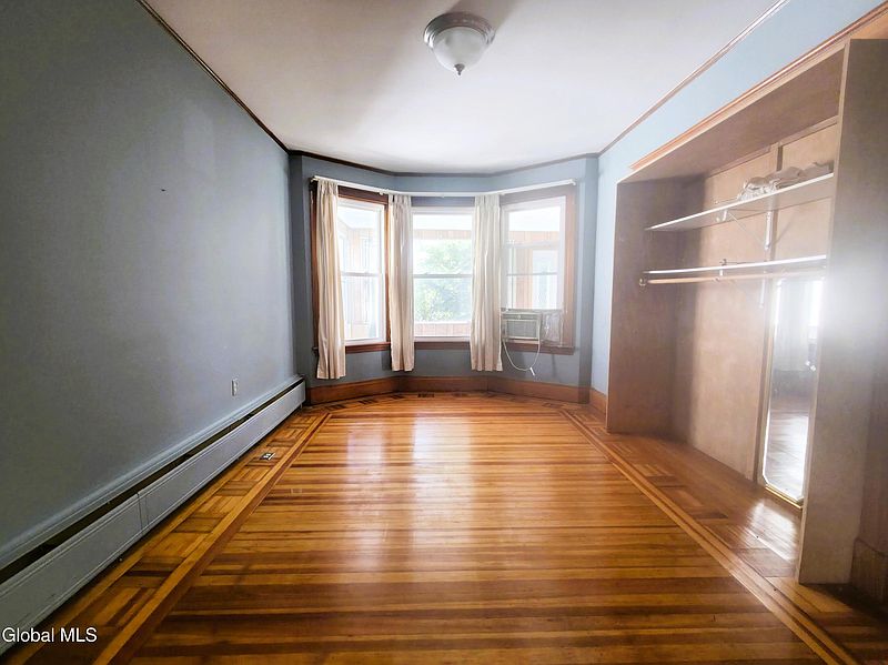 4th image of 1 S Marshall Street
