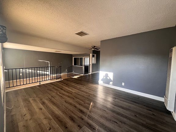 2nd image of 9607 Laurel Ave