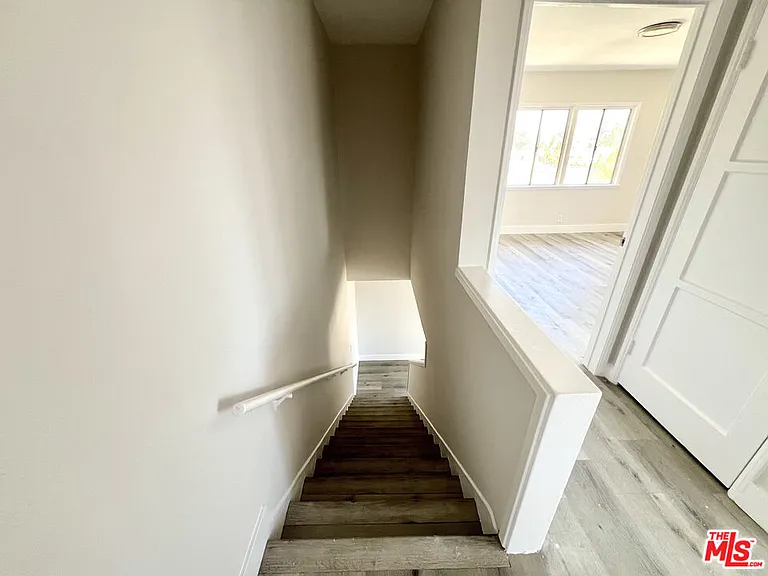 254 E Lanzit Ave #1 — Photo 28