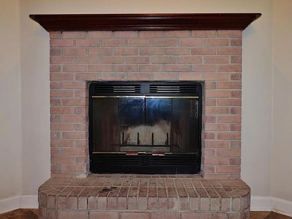 4th image of 8128 Winding Vine Ct