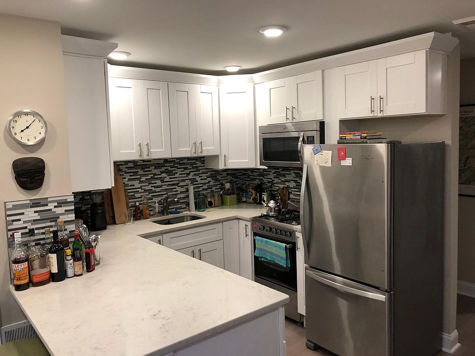 2nd image of 1631 E Passyunk Ave