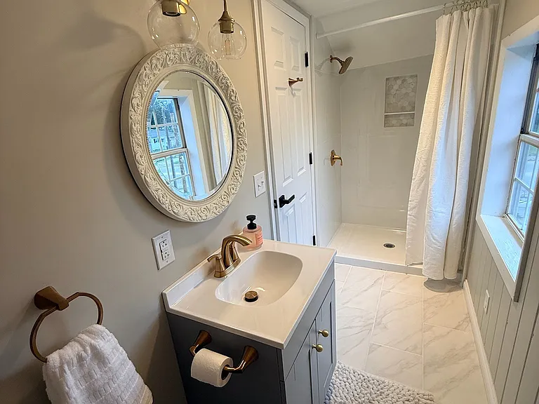 1166 Vann Ave — Photo 8