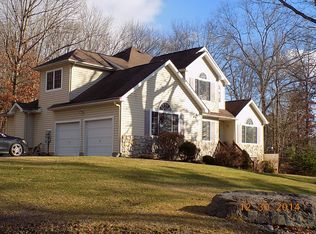 204 Old Orchard Dr, East Stroudsburg, PA 18301