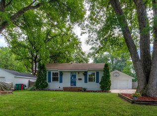 8231 Clinton Ave S, Bloomington, MN 55420