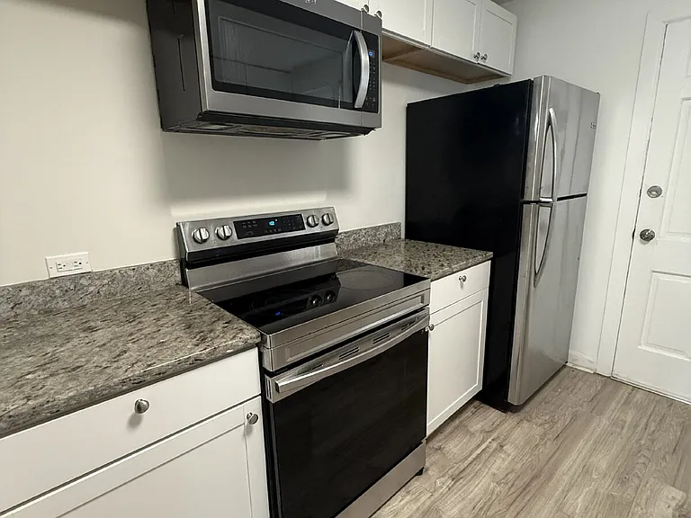 2416 Meharry Blvd — Photo 6