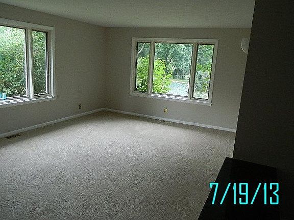 2nd image of 800 Schrubb Dr