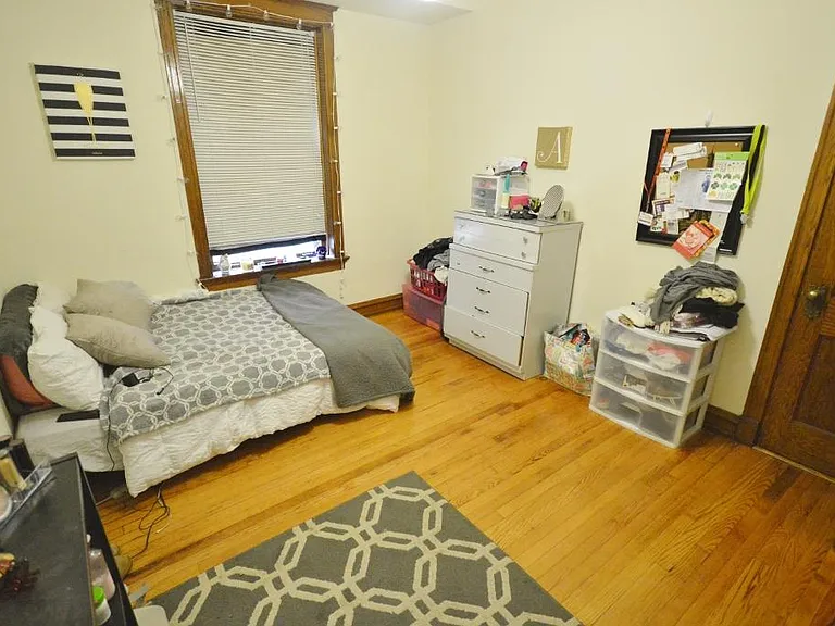 845 W Sheridan Rd #2 — Photo 8