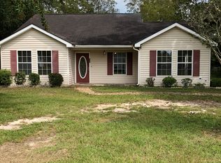 504 N Iris St, Geneva, AL 36340