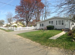 328 Raritan Blvd, Keyport, NJ 07735