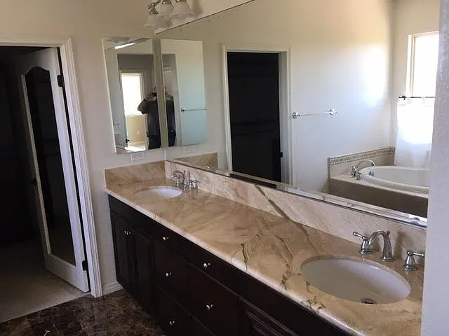 11276 Laurelcrest Dr — Photo 6