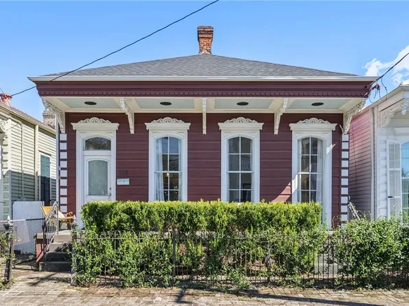 915 3rd St, New Orleans, LA 70130