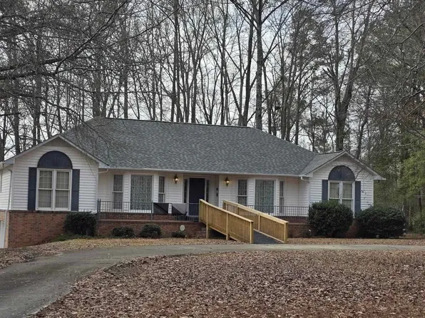 787 Thompson Chapel Rd, Jemison, AL 35085