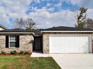 2595 Carson Oaks Dr, Jacksonville, FL 32221