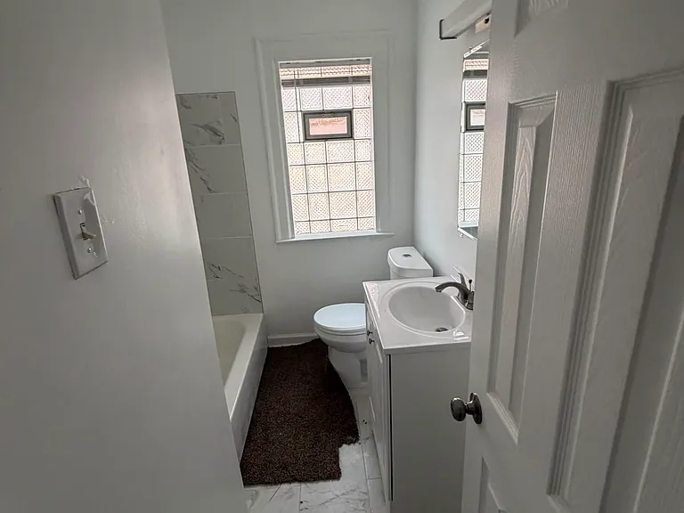 15443 Whitcomb St #1 — Photo 13