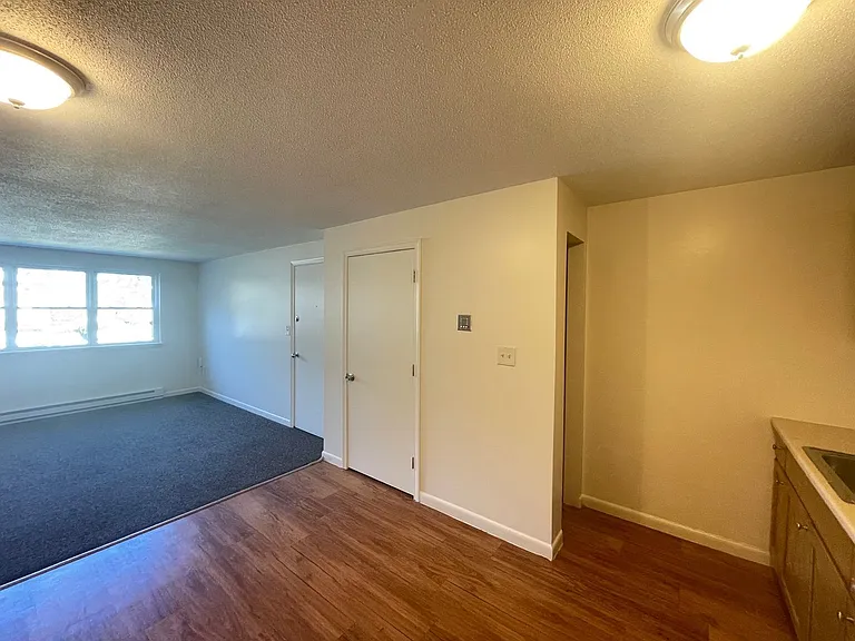 173 Loudon Rd #406 — Photo 6