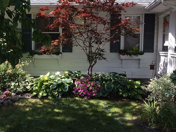 3rd image of 327 North Dr