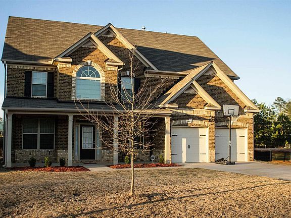 3rd image of 277 Astoria Way