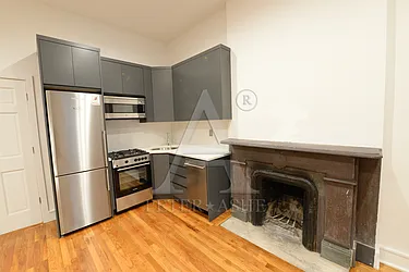 Rented by Peter Ashe