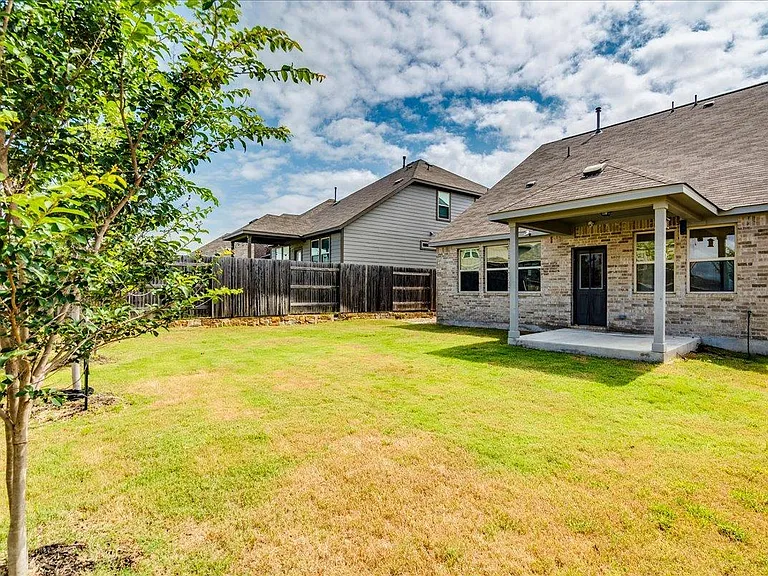 133 Papaya Dr — Photo 29