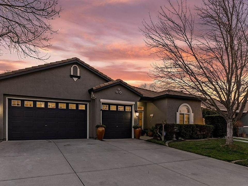 1st image of 4329 Lakebreeze Dr