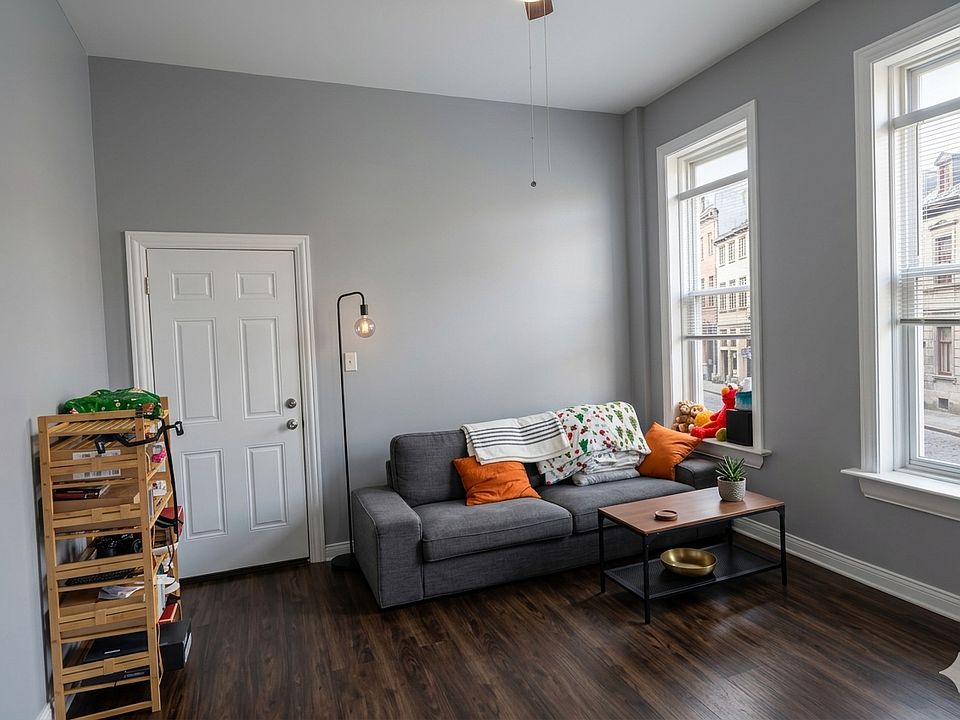 1st image of 1432 N Western Ave #1R