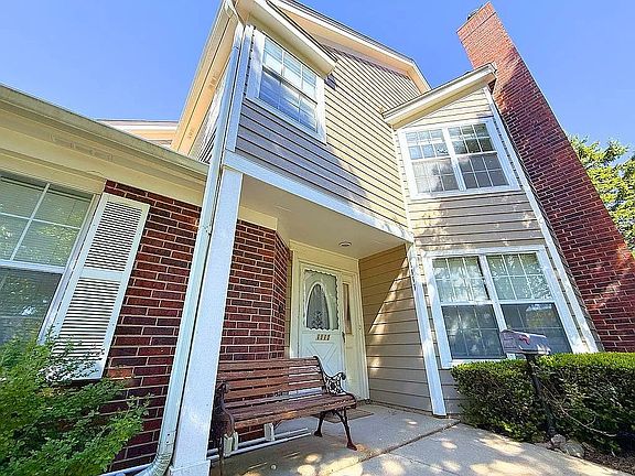 2nd image of 1111 Saint Andrews Ct #0