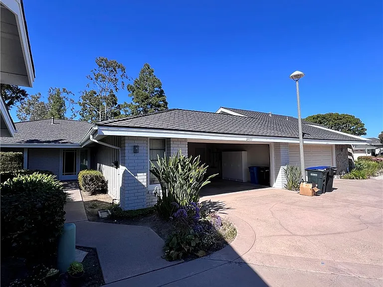 24651 Sunrise Ct #75 — Photo 1