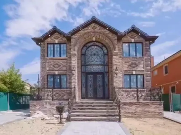 24-11 157th Street, Whitestone, NY 11357