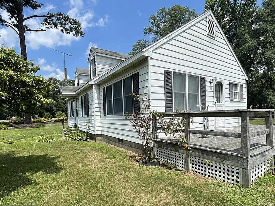 2nd image of 31067 Dupont Blvd