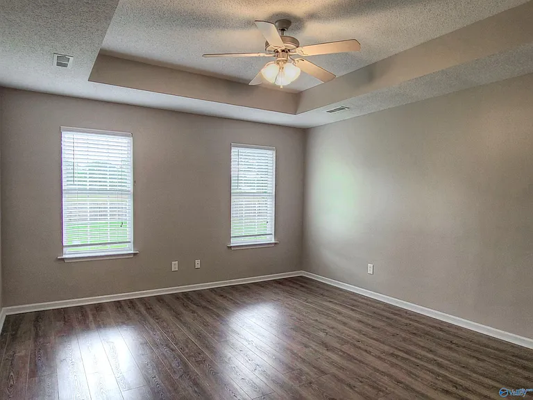 241 Misty Cove Ct — Photo 9