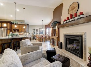 24904 S Lakestar Dr, Sun Lakes, AZ 85248