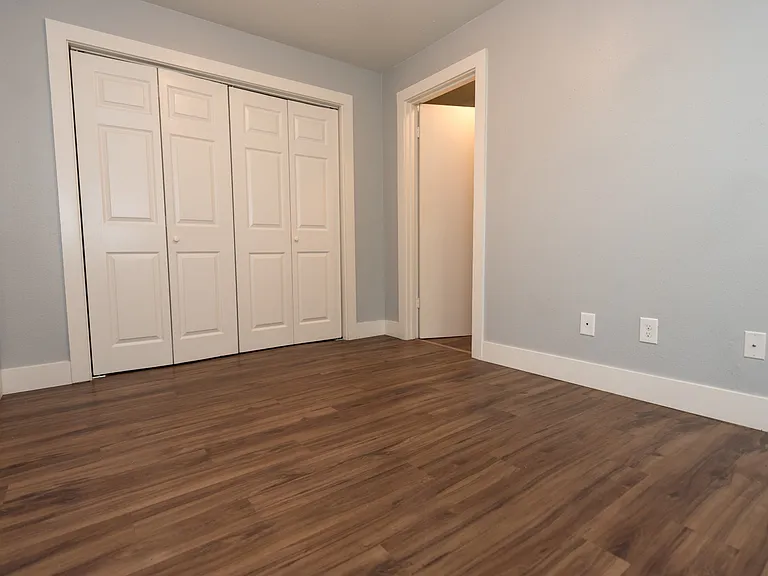 1402-1406 SW 12th Ave — Photo 6