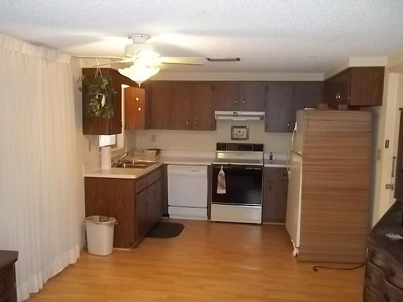 5th image of 2305 Hama Dr