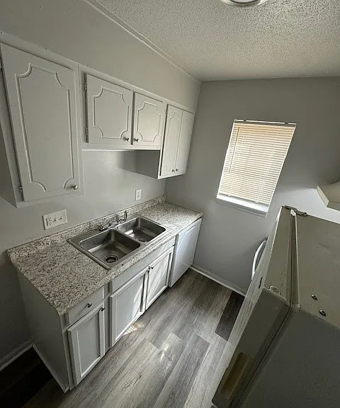 330 W Wall St #L/B — Photo 5