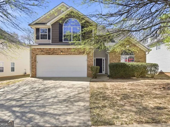 78 Saint Charles Pl, Sharpsburg, GA 30277