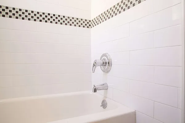 Rented by The Syper Group | media 8