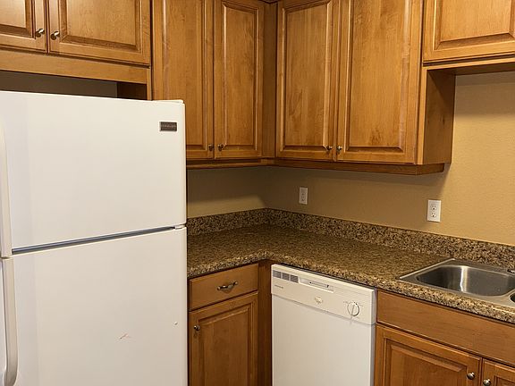 3rd image of 7071 Lake Joanne Dr #15926001